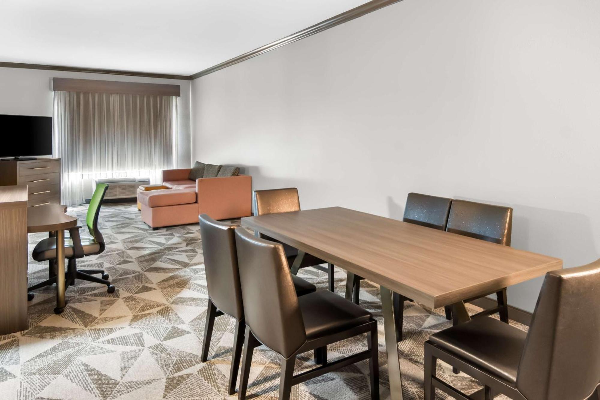 Big Country Hotel & Suites, Surestay Collection By BW Abilene Ngoại thất bức ảnh